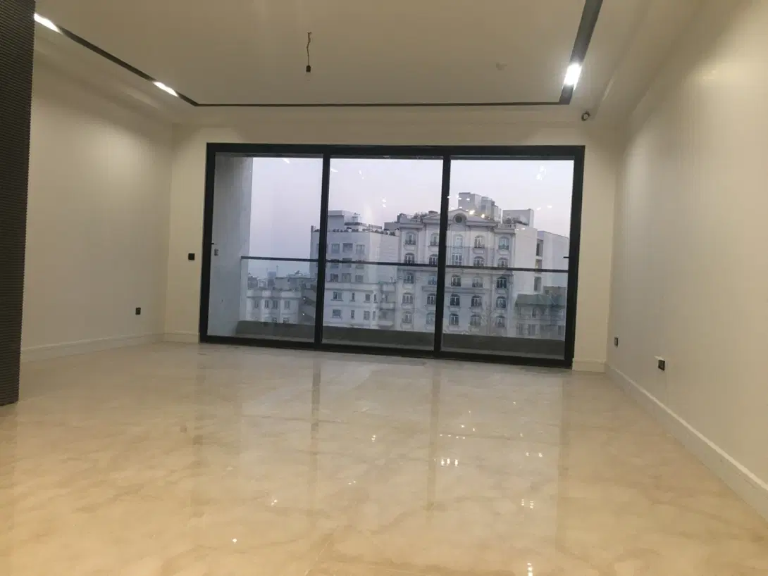 آپارتمان ۱۵۰ متر سعادت آباد (۲ پارکینگ باکس سندی)