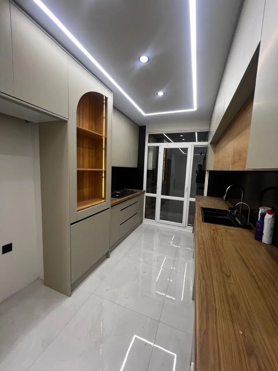 ورزی شمالی_ ۷۰متر سازهLux _آفتابگیر