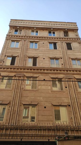 آپارتمان ۵۰ متری بسیار تمیز