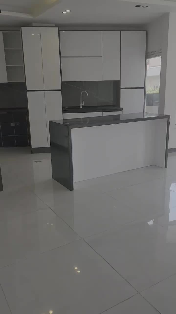 فروش آپارتمان لاکانی  عطافرین  زیر قیمت