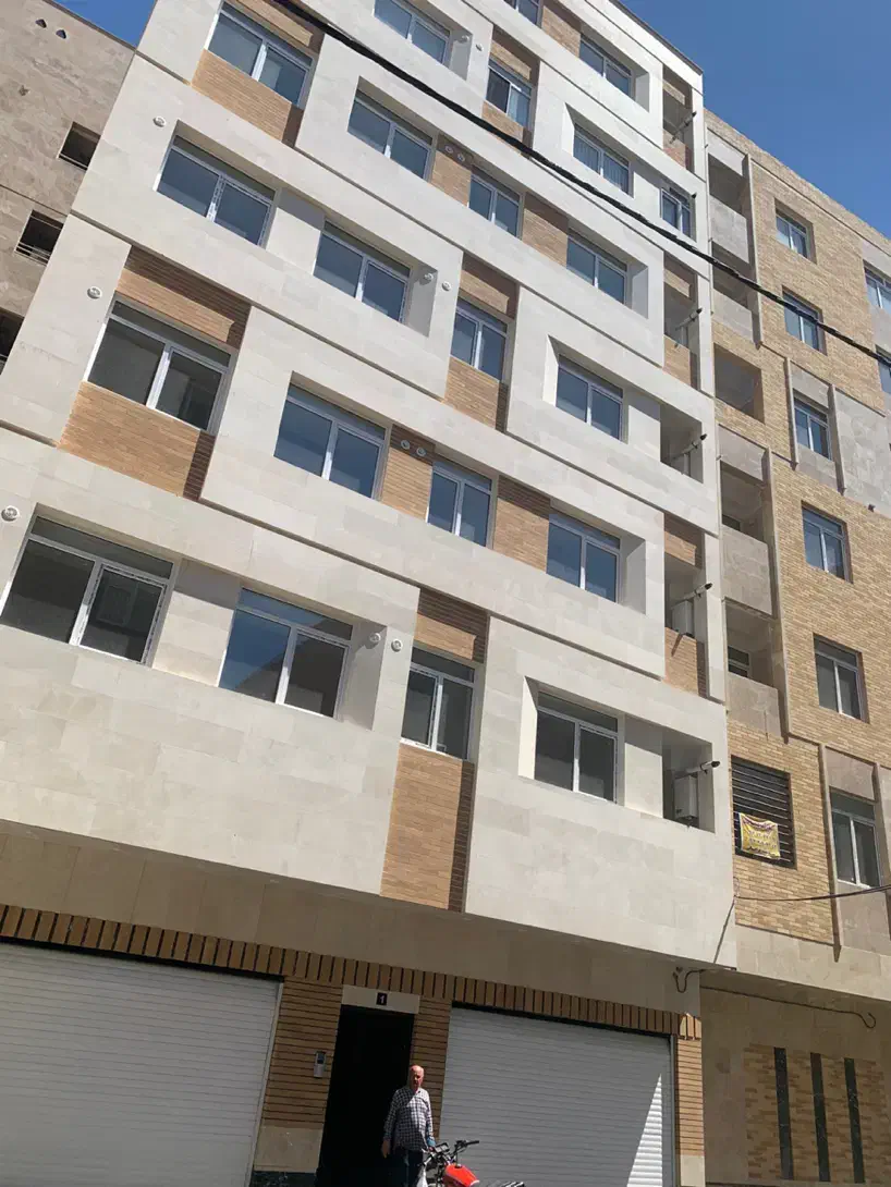 واحد ۹۵ متری _ فول _میدان خراسان_ هفده شهریور
