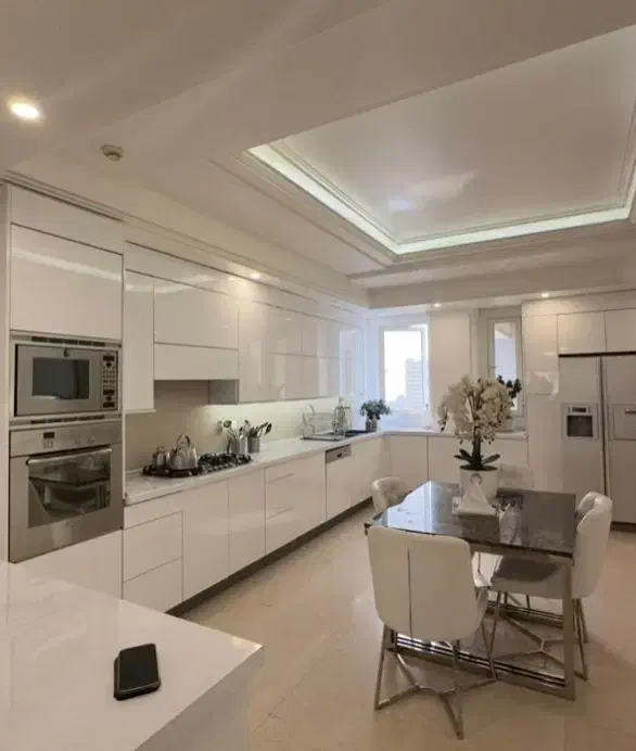 145 متر  تاپ سعادت آباد مشاعات فعال