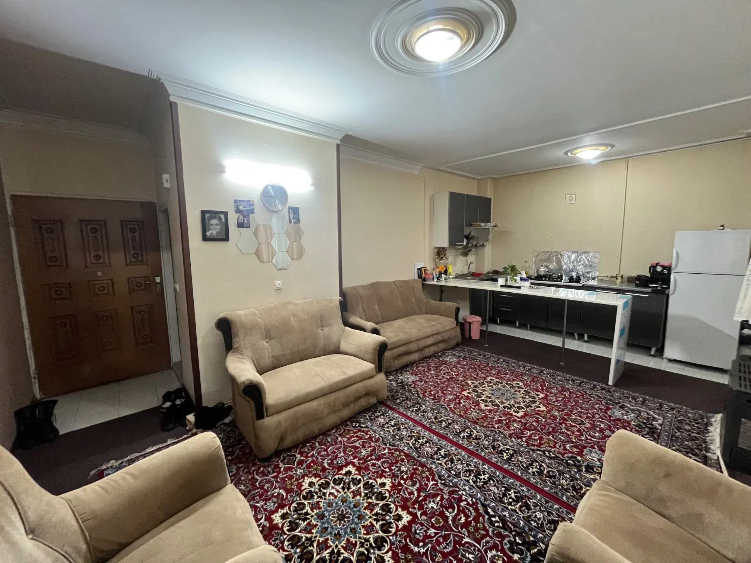 ۵۶متر تکخواب باپارکینگ وانباری بزرگ
