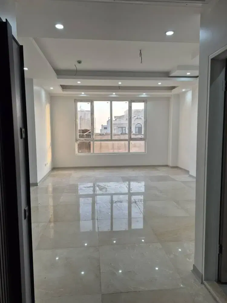 ۱۰۰ متر سالن پرده خور تیراژه