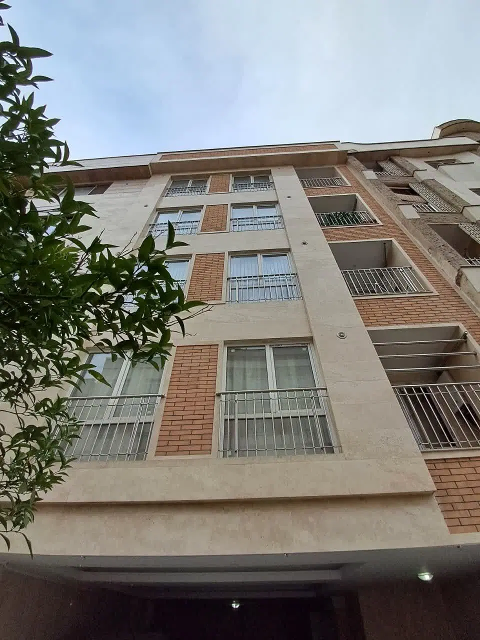 بلوار زنجان جنوبی ۹۶مترفول امکانات