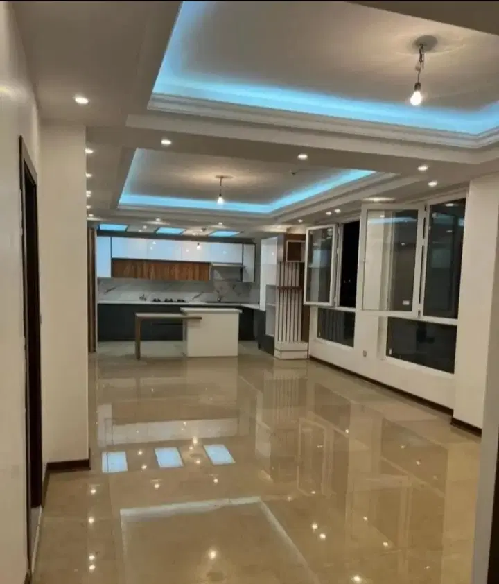 اختیاریه       ۱۰۰ متر        شیک و بسیار تمیز