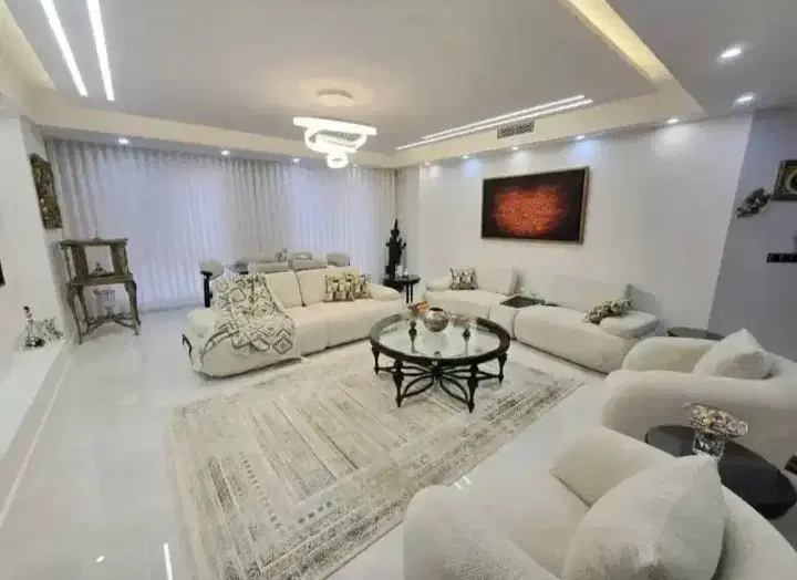 واحد۹۹متری سالن پرده خورتاپ لوکیشن جنت اباد