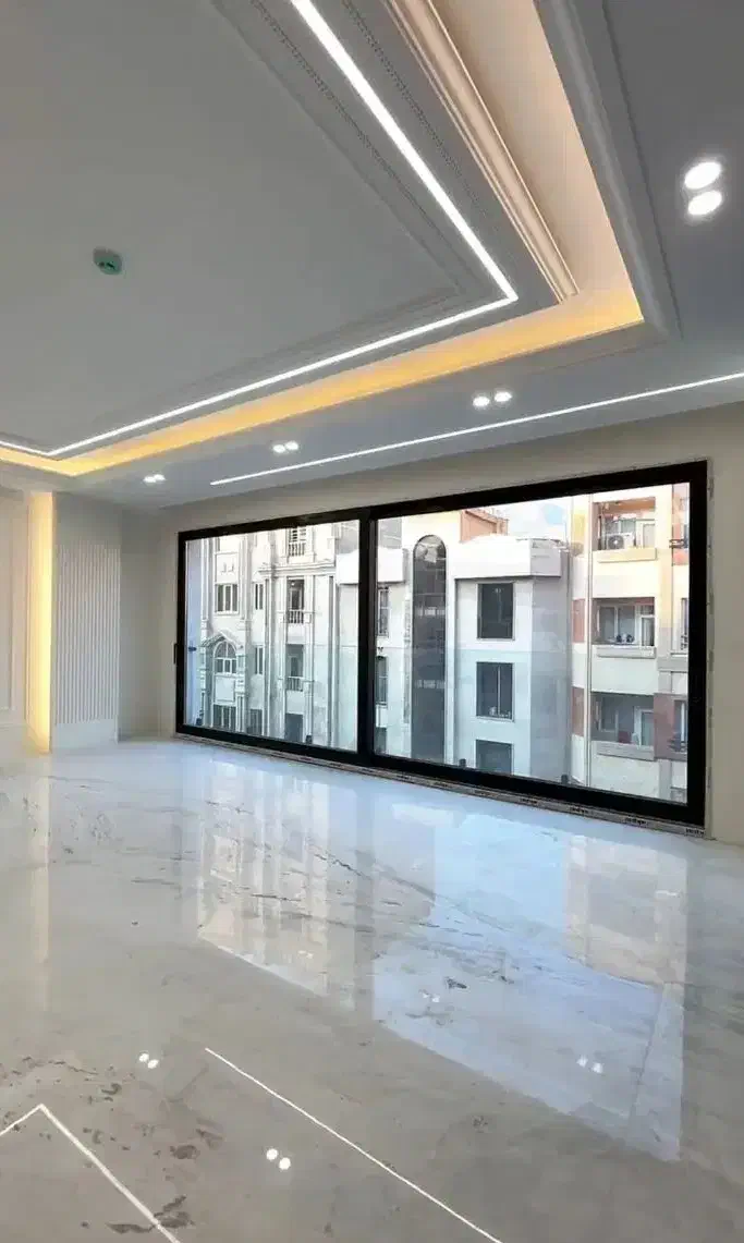 ۱۱۵ متر_ سالن قدی پرده خور_ سوپرسازه