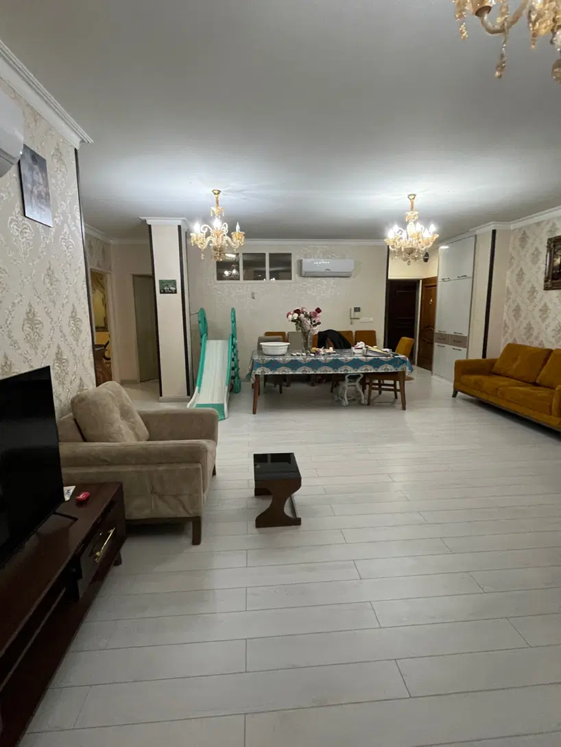 ۱۲۴ متر ۳ خواب یوسف آباد ۲ پارکینگ