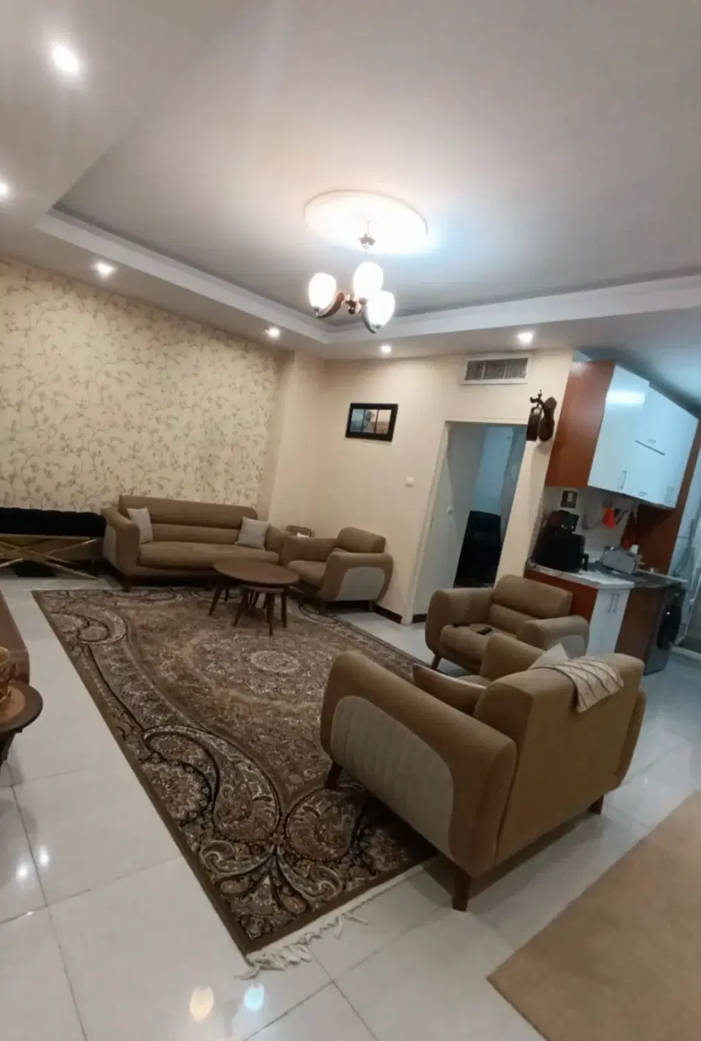 ۴۳متر_فول امکانات_استادمعین خریدتافروش بنام خودتان