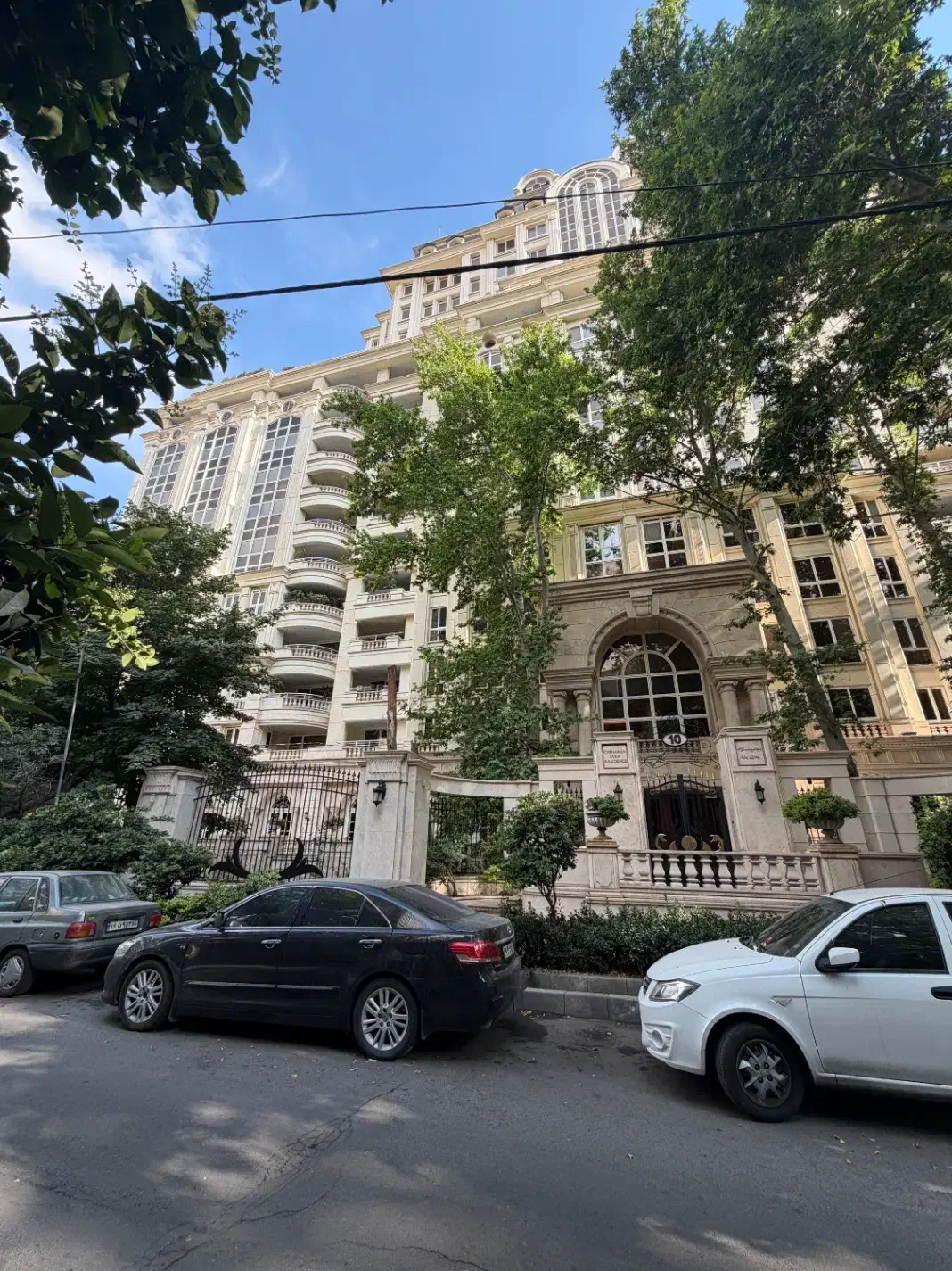 برندترین عمارت فرشته