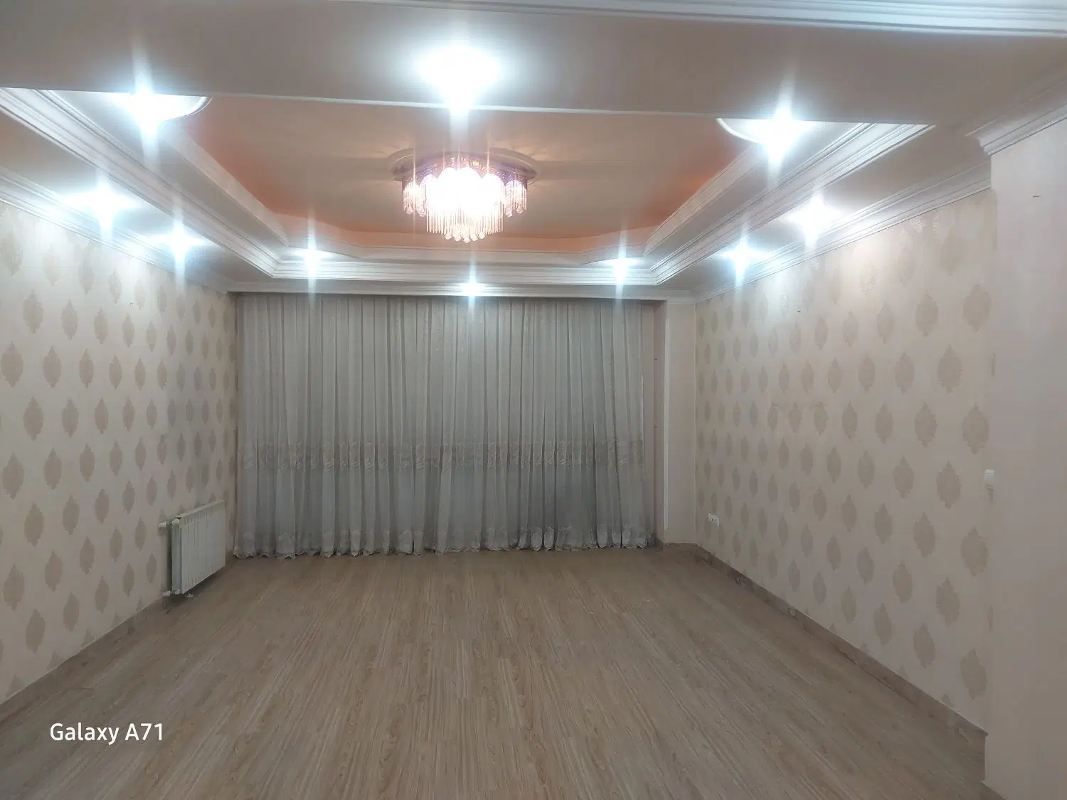 آپارتمان ۱۱۷ متر سه خواب اباذر