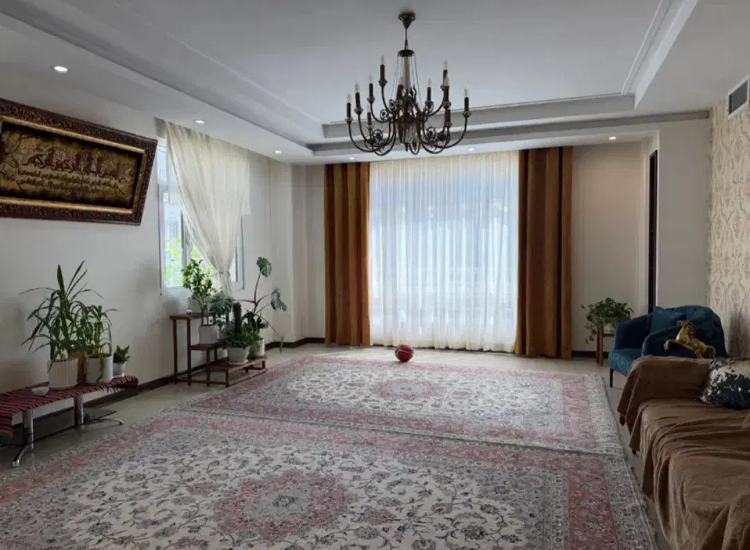 ۱۰۷ متر ۲ خواب_تاپ لوکیشین _ فول امکانات