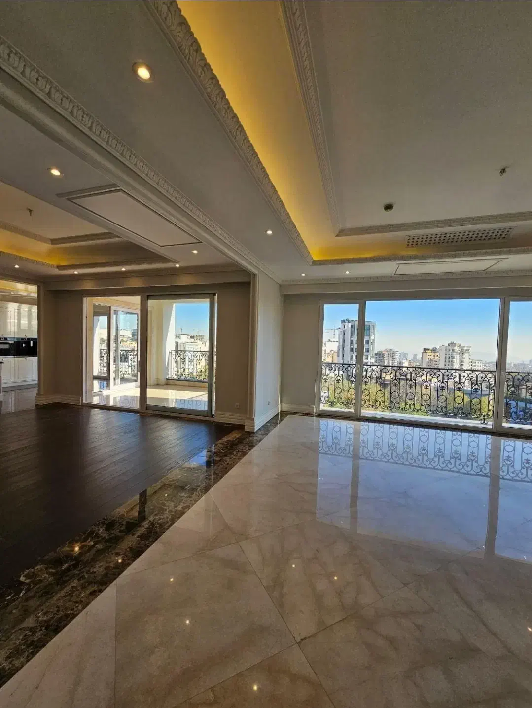 ۲۵۰ متر ، ۳خواب  ،  سعادت آباد