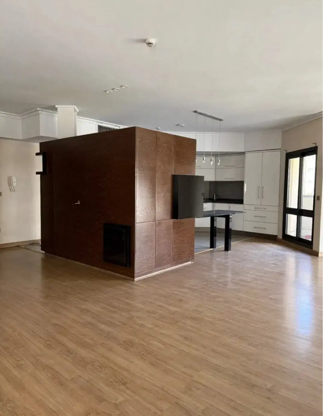 90متر _زعفرانیه_ظریف نیا