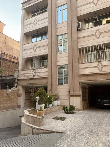 آپارتمان ۱۰۰ متری دوخواب
