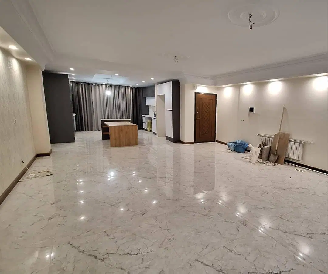۹۵\متر روبه آفتاب_ ۲خواب _ تاپ لوکیشن