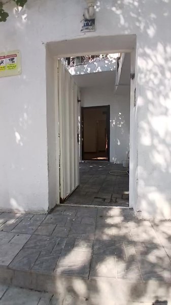 اوین شمالی ، نبش چمران ، نقلی دررست
