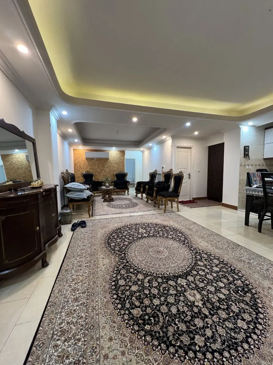 اجاره واحد مسکونی فوق‌العاده