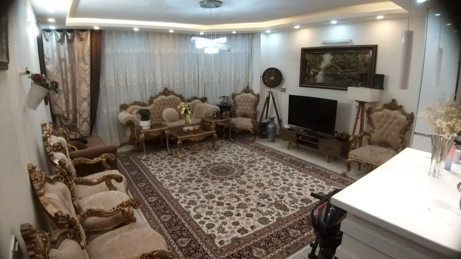 آپارتمان خوش ساخت و لاکچری خیابان ابوالحسن