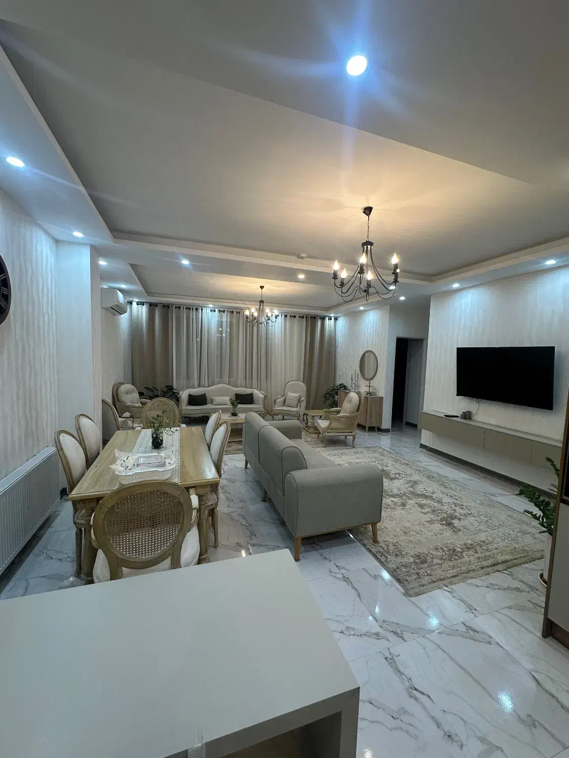 آپارتمان، پنت هوس، شاپوری