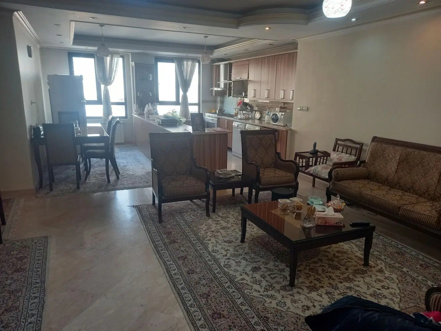 آپارتمان ۱۳۰ متری ۳ خواب فول امکانات فاطمی زرتشت