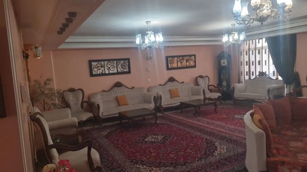 یک دستگاه آپارتمان تک واحدی ۱۵۵ متری خ ذوالفقار