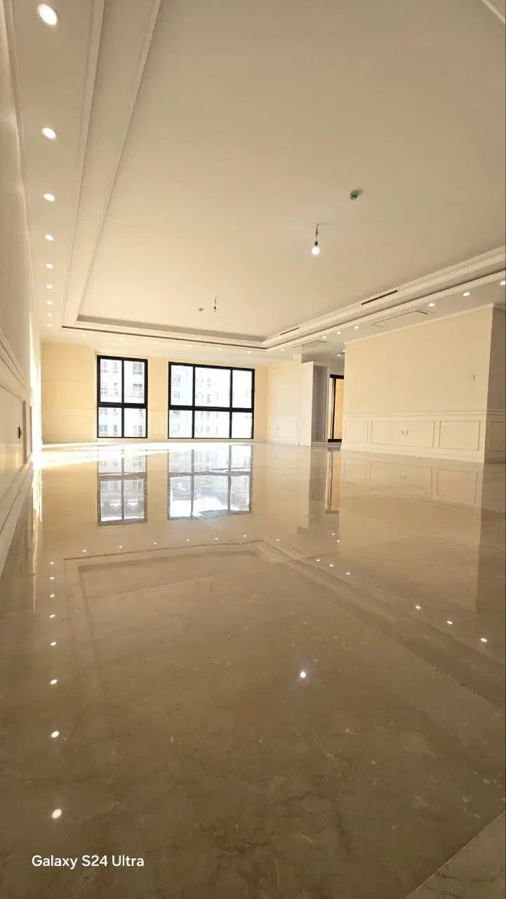 چهارباغ شرقی_۲پارکینگ_تک واحدی