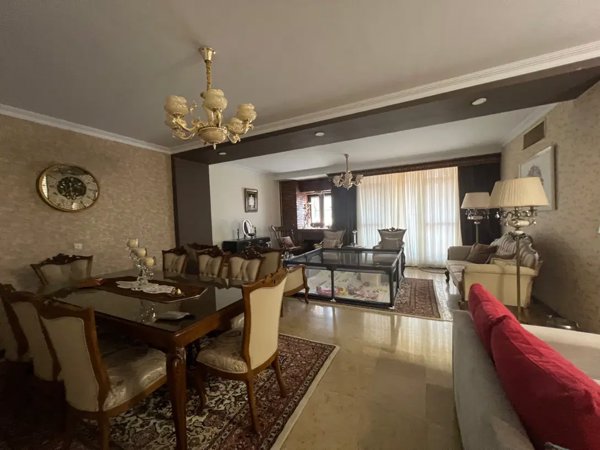 ونک شیخ بهایی ایرانشناسی ۱۴۵ متر۳خواب  دسترسی عالی