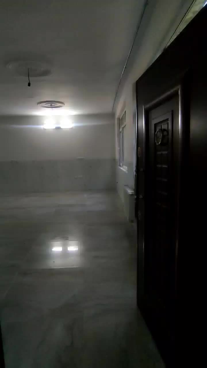 واحد 160 متر سه خوابه طبقه اول شهرری دولت آباد
