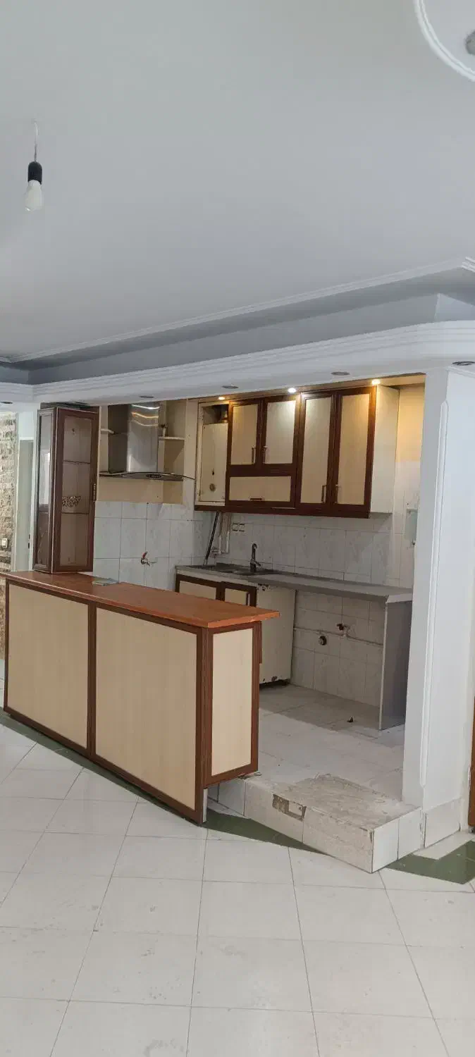 105متر2طبقه جنوبی کابینتmdfدربستی دربستی
