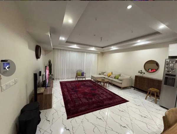 ۸۳ متری خوش نقشه فول امکانات بی نظیر