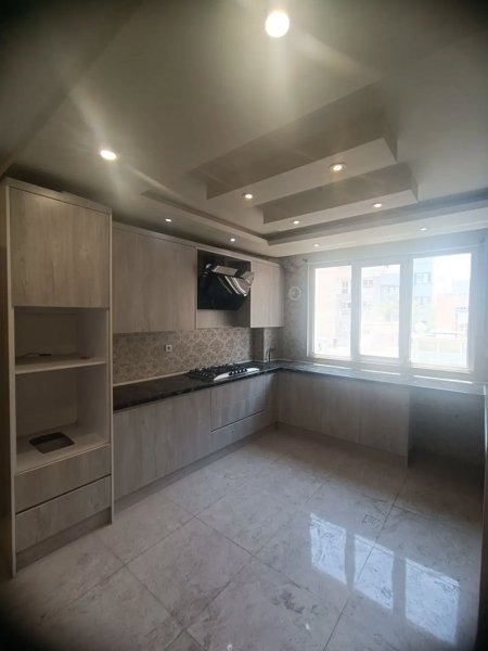 آپارتمان_۹۰ متر_شیک و خوش نقشه
