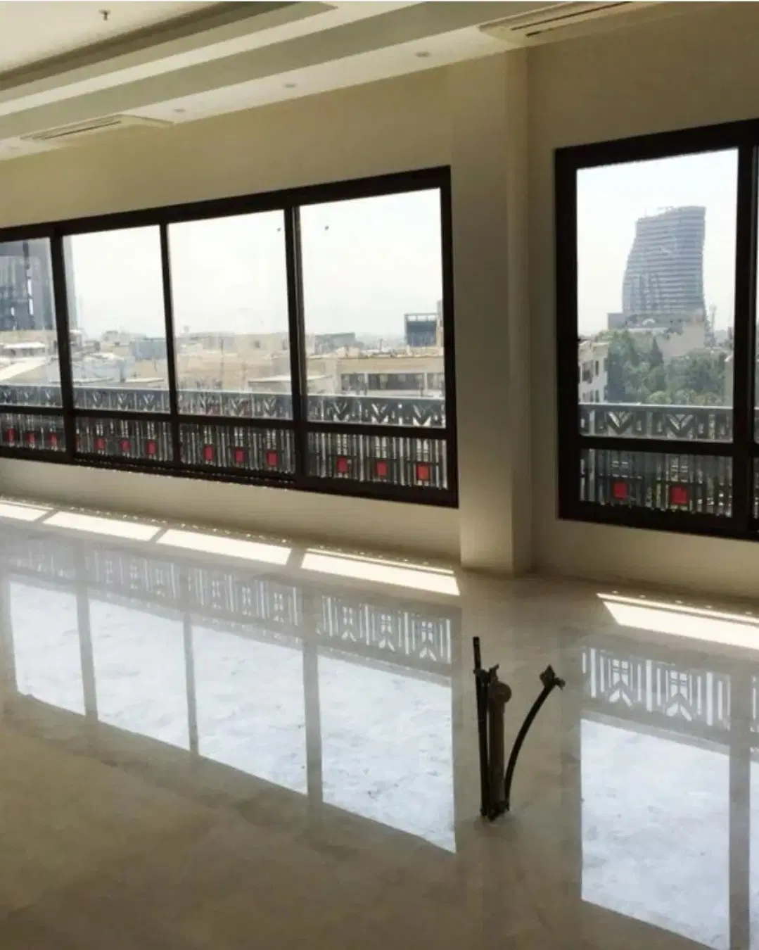 کردستان ازادگان جانبازان ۱۱۸ متر ۲ خواب