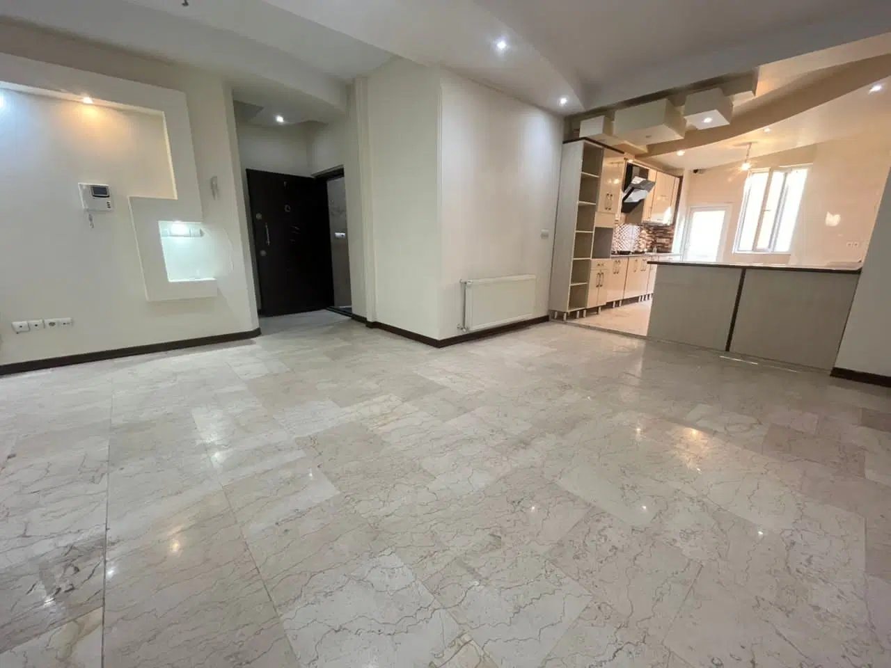 ۸۶ متر_ شاهین شمالی_ فول امکانات