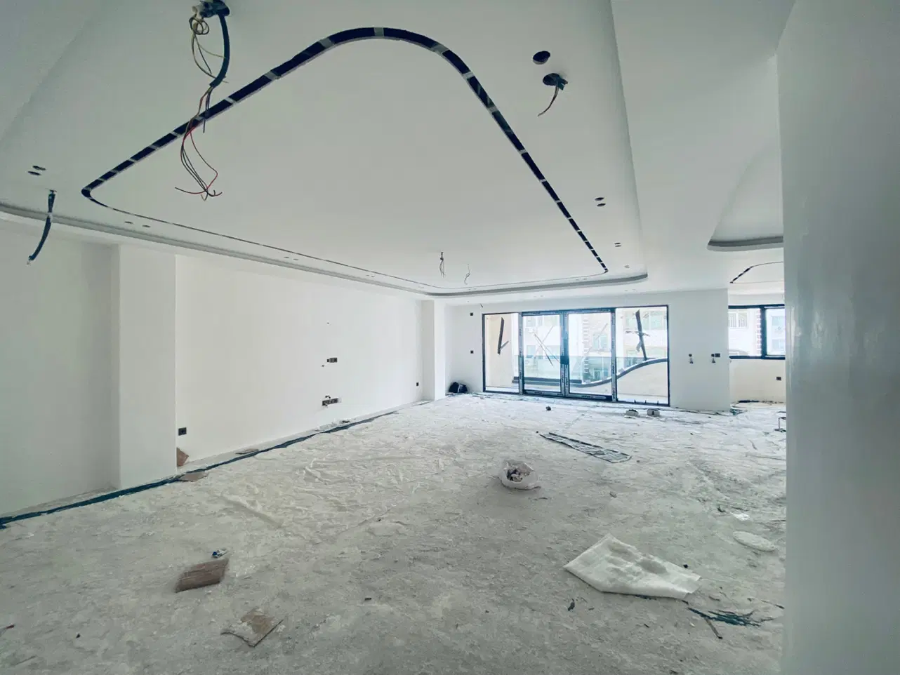 ۲۸۰ متر _ ۶طبقه تکواحدی_۲ پارکینگ _ تاپ لوکیشن
