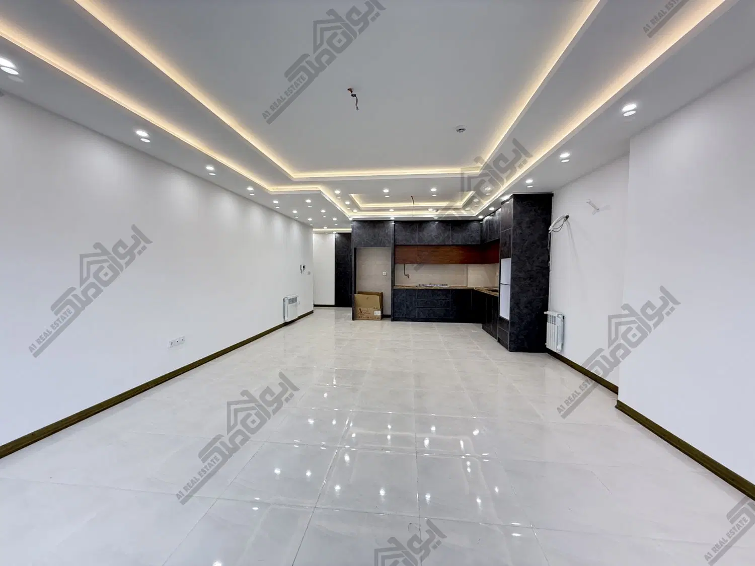 ۱۱۶ متری شیک کلیدنخورده خیابان پاسداران