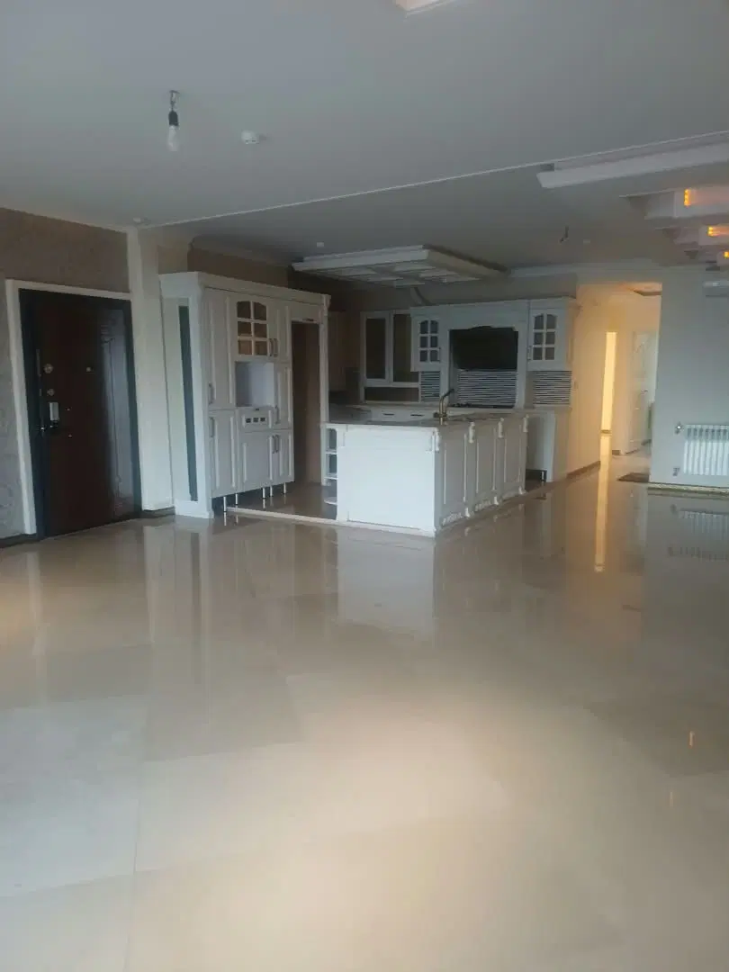 اپارتمان ۱۲۵ متر زعفرانیه