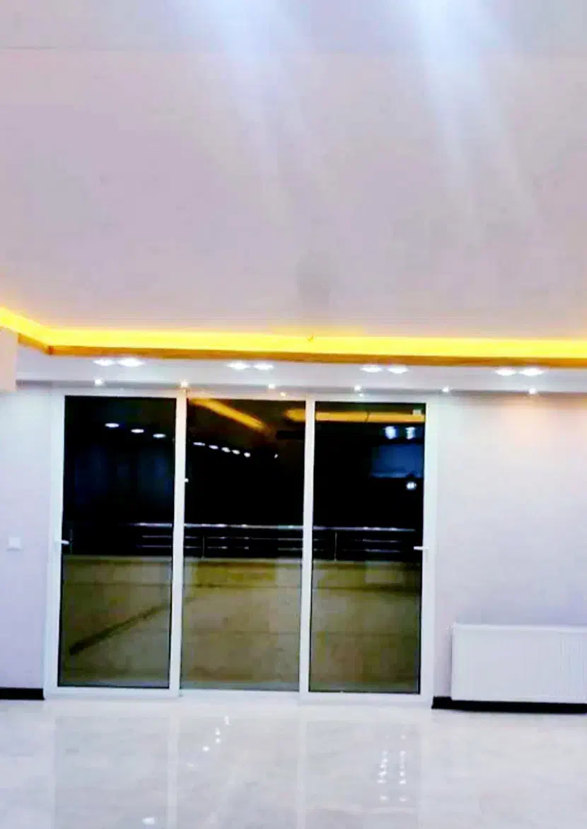 آپارتمان۲خوابه.شیک.  ابوالحسن.درحد صفر.