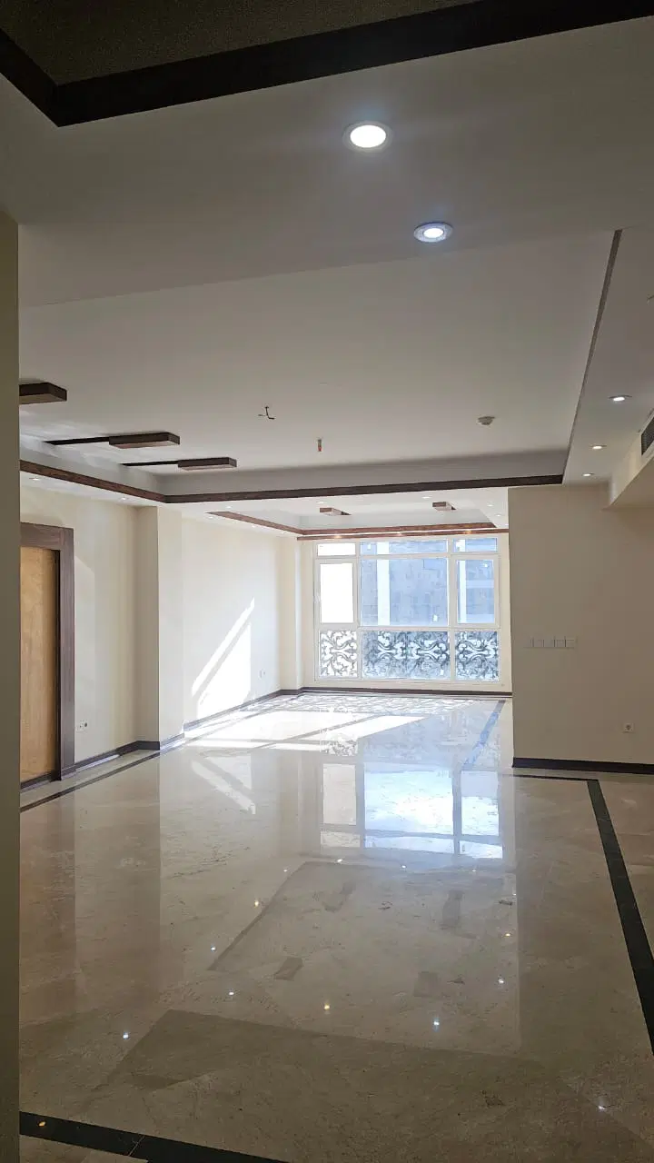 کاشانی ۱۰۶متر _نقشه مهندسی _نما و مشاعات تراورتن