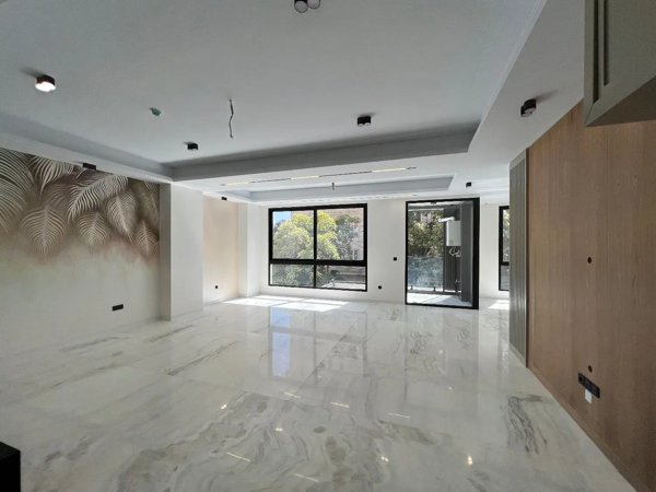 گیشا ۱۵۰ متر ۳ خوابه _ چند قدمی پارک _ تاپ لوکیشن