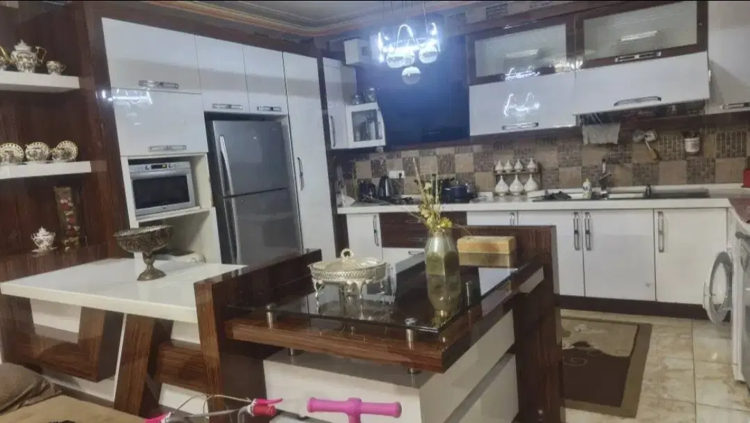 فروش واحد ۱۲۵ متری خواجه عطا خیابان فلسطین