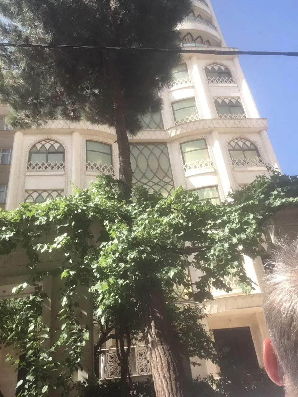 آپارتمان ۱۰۰ متری لوکس در فرشته برج باغ
