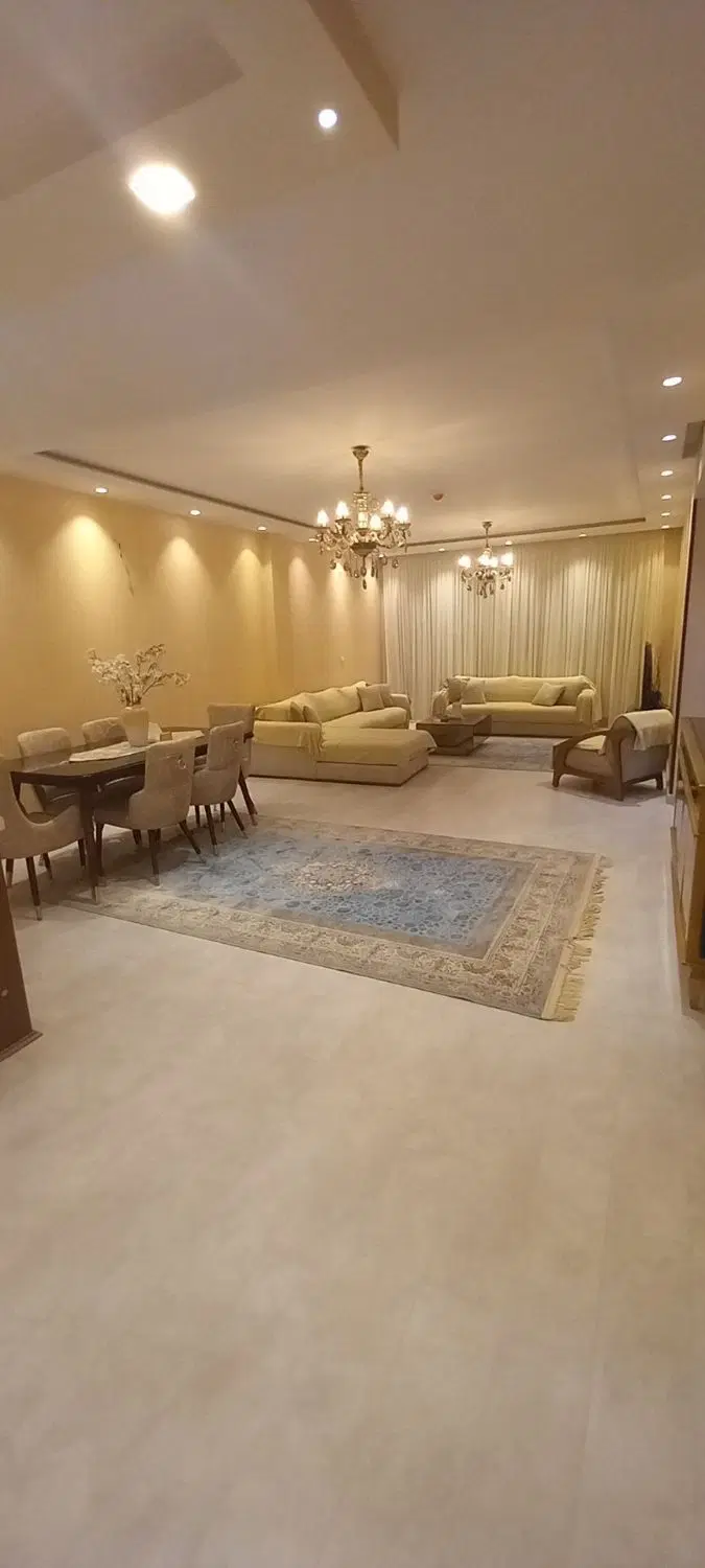 ۱۰۵ متر ۲خ بیمه _ مبله _ شیک و لوکس_ سالن پرده خور