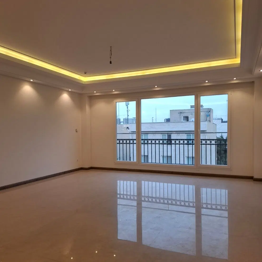 اجاره امیرآباد آزادگان ۱۲۰ متر نوساز ۲ خواب