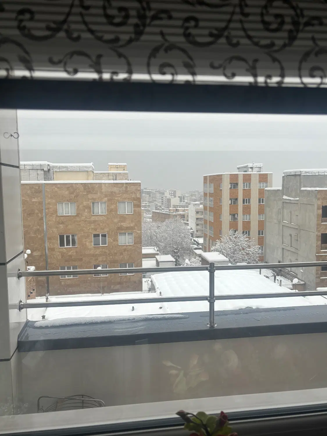 واحد ۱۲۷ متری  فول رنجبران_کارگر_بلال فقط نقدی