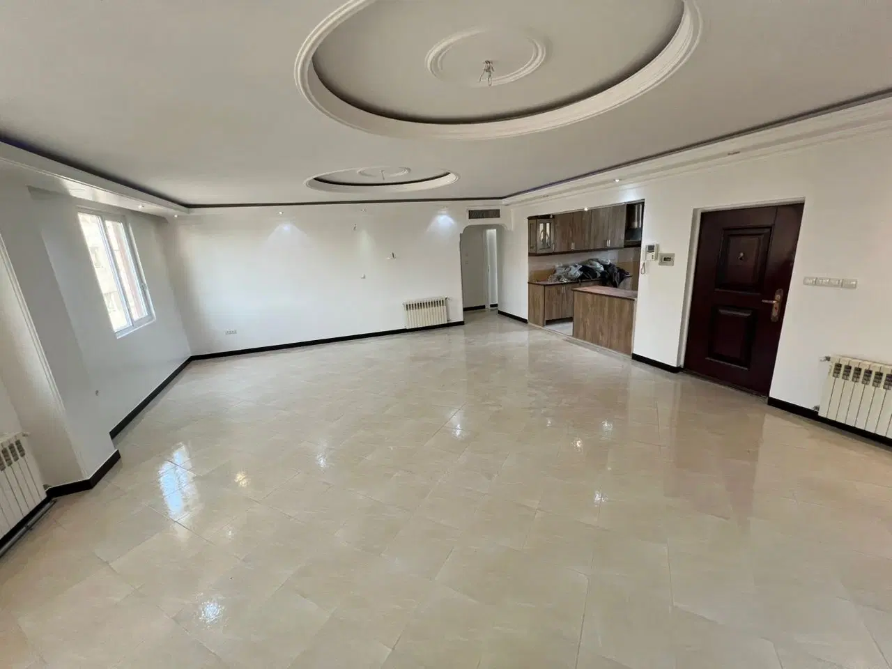 ۱۰۶ متر دو خواب فول امکانات