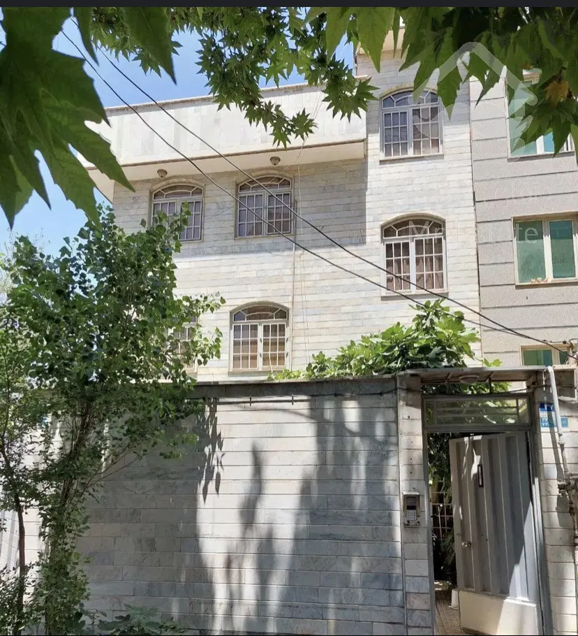 ۳ طبقه در اختیار _ کاملا مستقل _ بهبودی