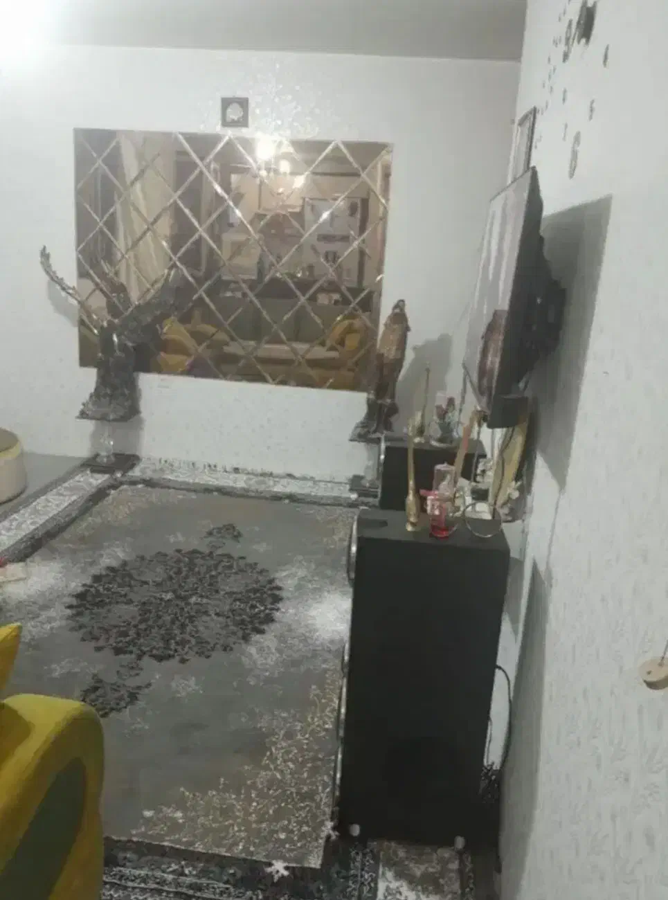 آپارتمان ۵۰متر اندیشه هاشم زاده کوثر