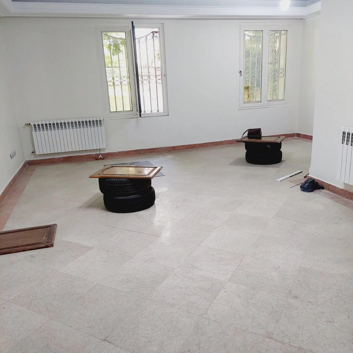 خیابان رحمانی ۷۷ متر ۱ خواب با امکانات